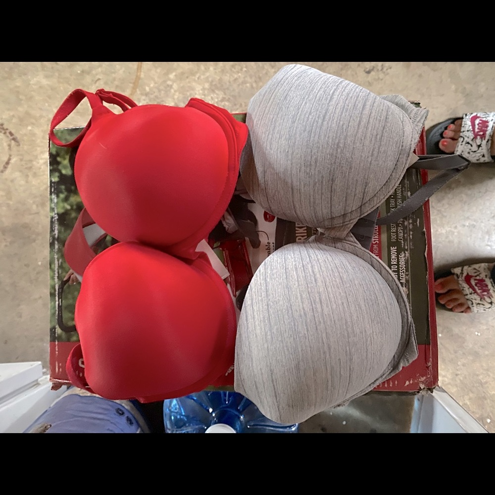 VS 32DD BRA BUNDLE